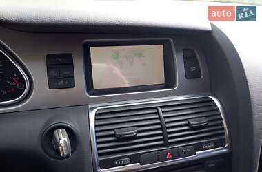 Позашляховик / Кросовер Audi Q7 2010 в Києві
