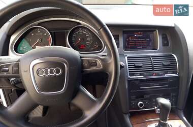 Позашляховик / Кросовер Audi Q7 2010 в Києві