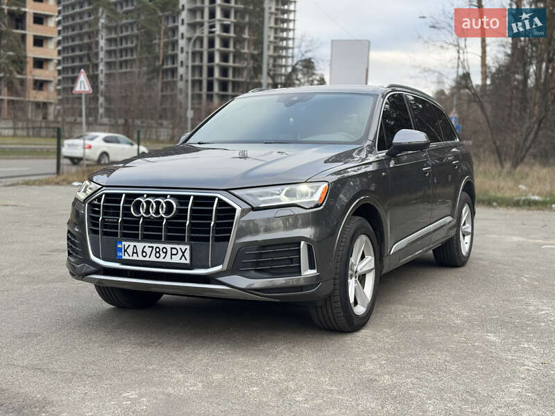 Внедорожник / Кроссовер Audi Q7 2020 в Киеве