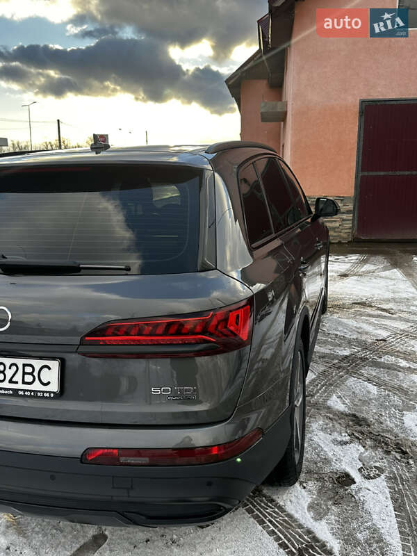 Внедорожник / Кроссовер Audi Q7 2020 в Рахове
