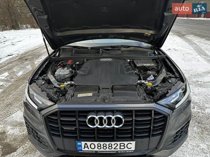 Внедорожник / Кроссовер Audi Q7 2020 в Рахове