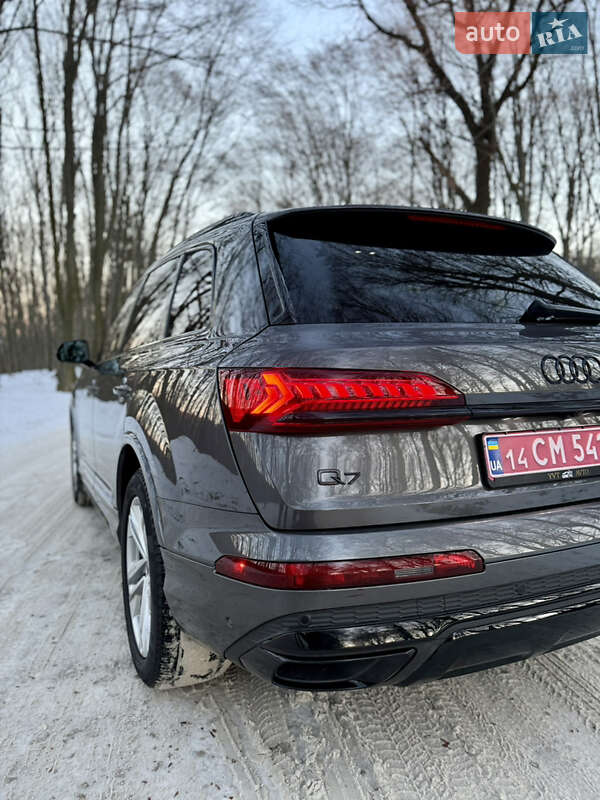 Внедорожник / Кроссовер Audi Q7 2020 в Львове