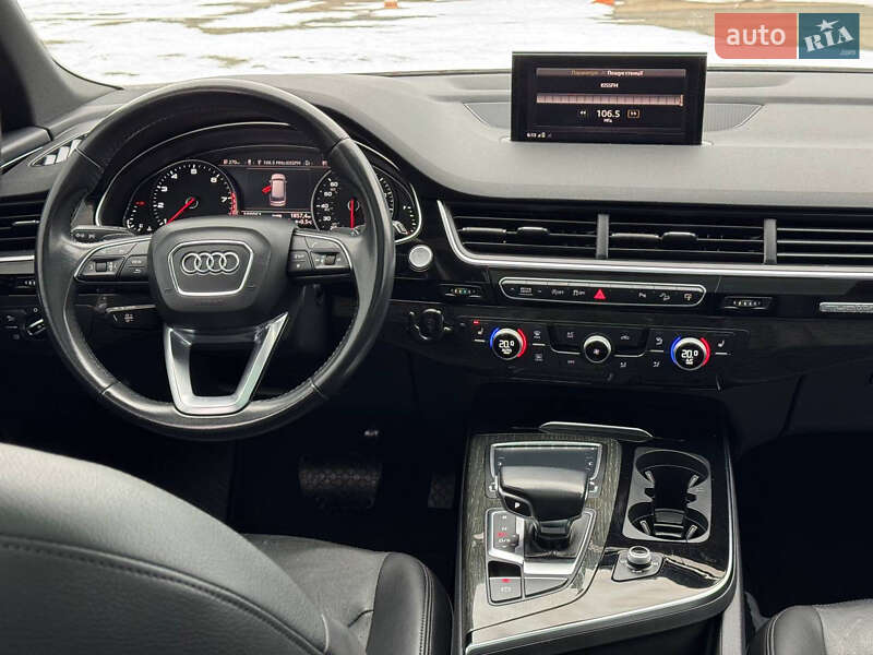 Позашляховик / Кросовер Audi Q7 2017 в Києві