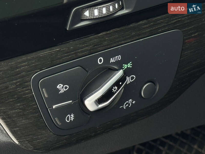 Позашляховик / Кросовер Audi Q7 2017 в Києві