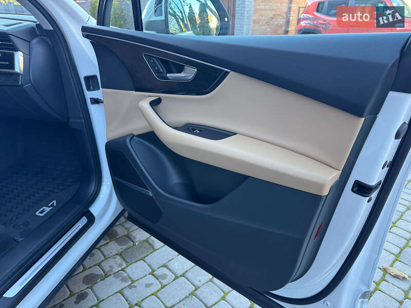 Позашляховик / Кросовер Audi Q7 2021 в Львові фото 52 Позашляховик / Кросовер Audi Q7 2021 в Львові