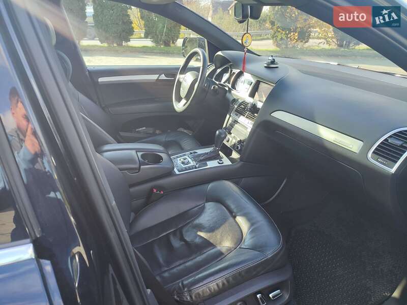 Позашляховик / Кросовер Audi Q7 2010 в Дубні фото 8 Позашляховик / Кросовер Audi Q7 2010 в Дубні