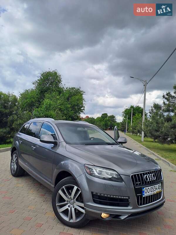 Внедорожник / Кроссовер Audi Q7 2011 в Измаиле