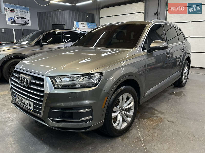Внедорожник / Кроссовер Audi Q7 2016 в Киеве