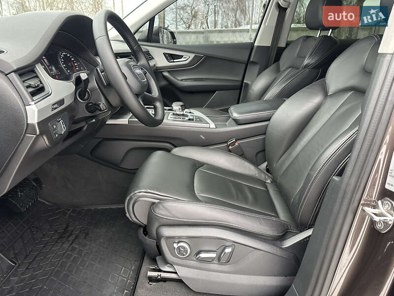 Позашляховик / Кросовер Audi Q7 2017 в Львові фото 60 Позашляховик / Кросовер Audi Q7 2017 в Львові
