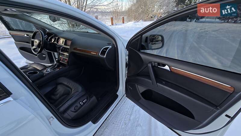 Позашляховик / Кросовер Audi Q7 2015 в Бердичеві фото 17 Позашляховик / Кросовер Audi Q7 2015 в Бердичеві