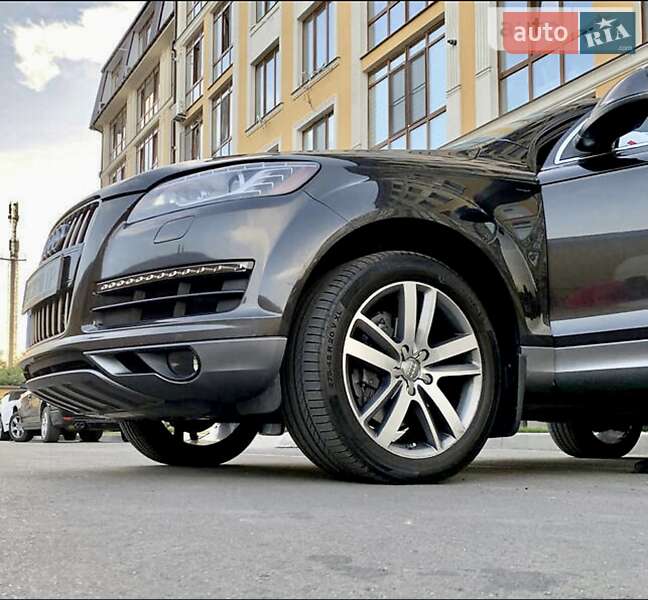 Внедорожник / Кроссовер Audi Q7 2011 в Одессе