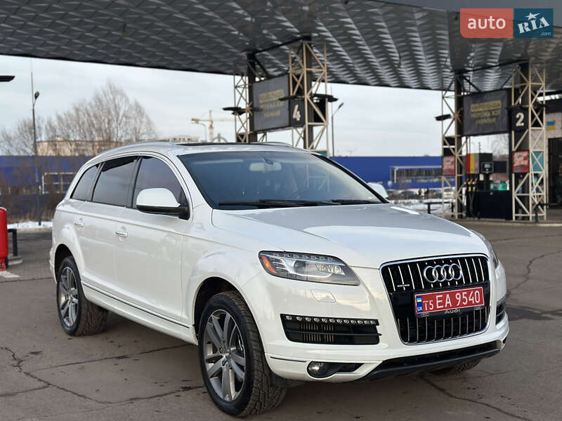 Позашляховик / Кросовер Audi Q7 2014 в Дубні
