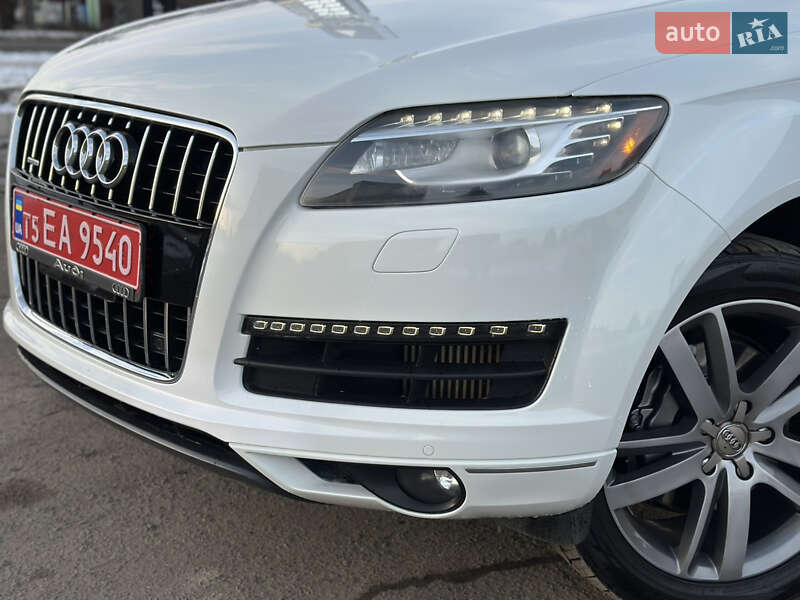 Позашляховик / Кросовер Audi Q7 2014 в Дубні