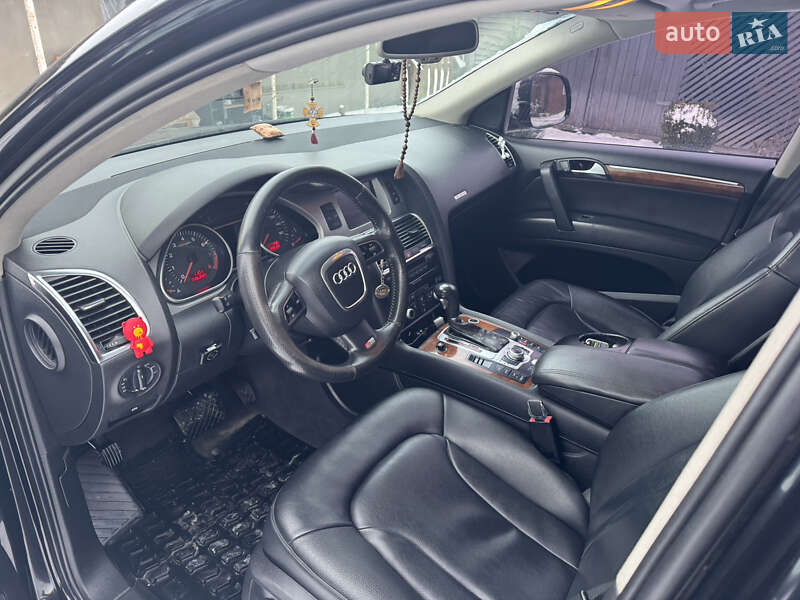 Позашляховик / Кросовер Audi Q7 2007 в Рахові