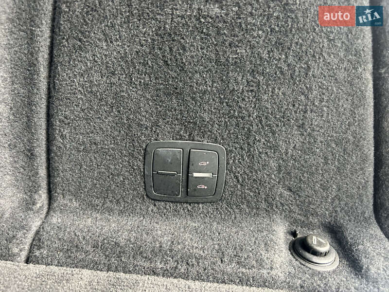 Внедорожник / Кроссовер Audi Q7 2015 в Владимире