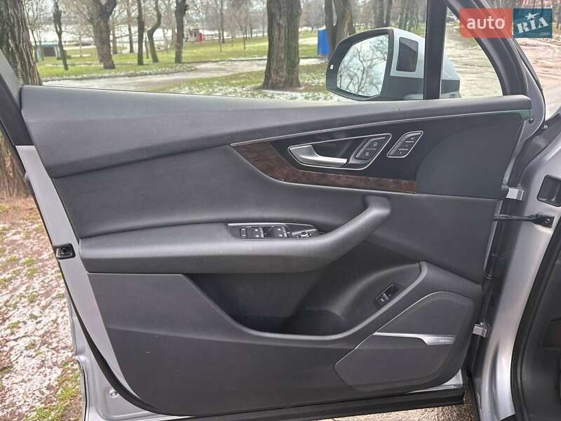 Внедорожник / Кроссовер Audi Q7 2017 в Запорожье фото 33 Внедорожник / Кроссовер Audi Q7 2017 в Запорожье