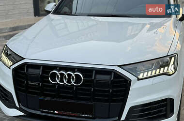 Внедорожник / Кроссовер Audi Q7 2021 в Киеве