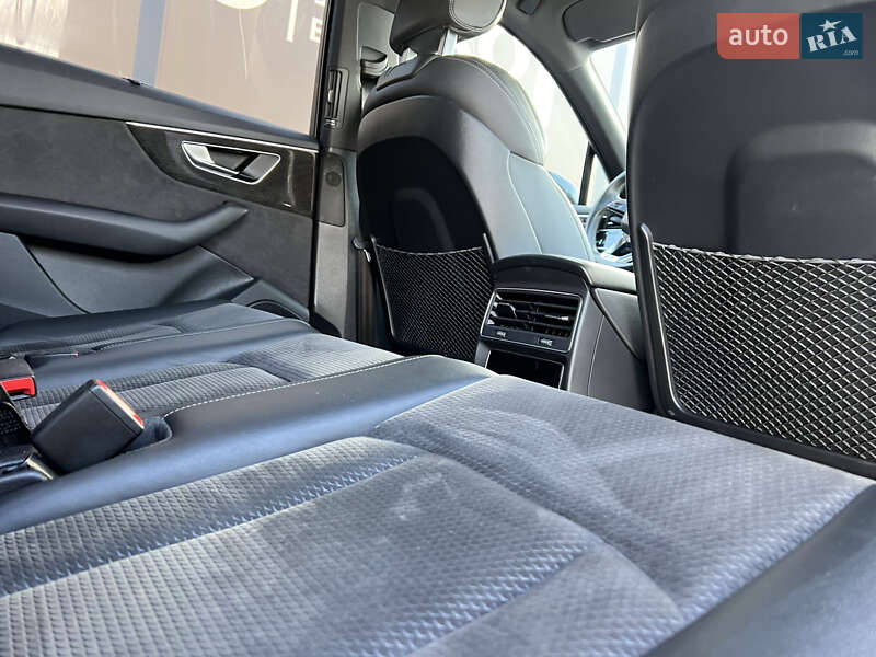 Позашляховик / Кросовер Audi Q7 2021 в Львові фото 29 Позашляховик / Кросовер Audi Q7 2021 в Львові