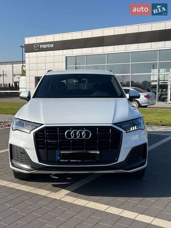 Внедорожник / Кроссовер Audi Q7 2020 в Мукачево