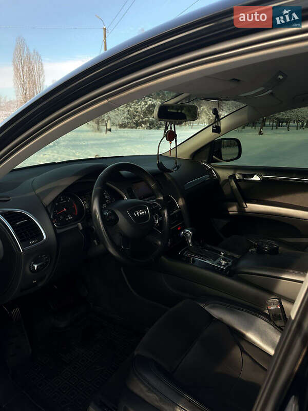 Внедорожник / Кроссовер Audi Q7 2013 в Кременчуге