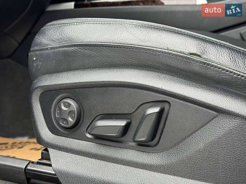 Внедорожник / Кроссовер Audi Q7 2017 в Каменец-Подольском