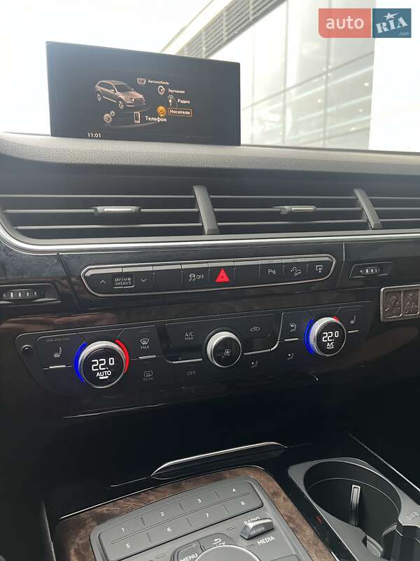 Внедорожник / Кроссовер Audi Q7 2015 в Киеве фото 21 Внедорожник / Кроссовер Audi Q7 2015 в Киеве