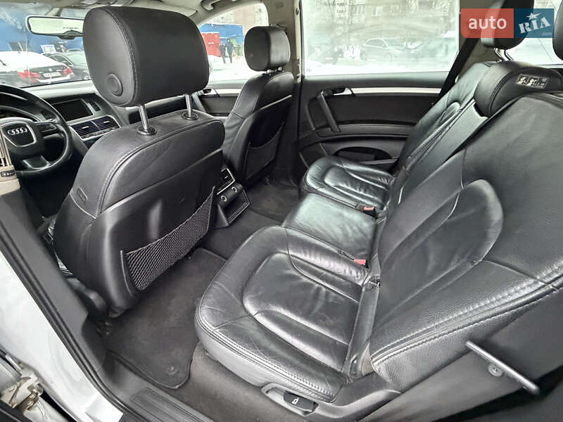 Внедорожник / Кроссовер Audi Q7 2009 в Киеве