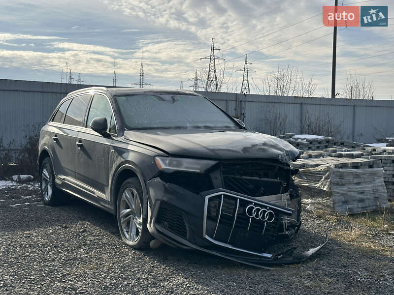 2021 Audi Q7, VIN WA1BXAF78MD031052:plate — фото 1 (autoria)