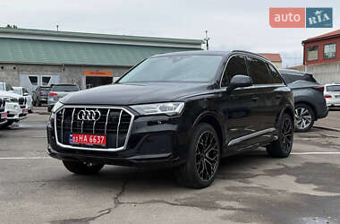 Позашляховик / Кросовер Audi Q7 2023 в Рівному