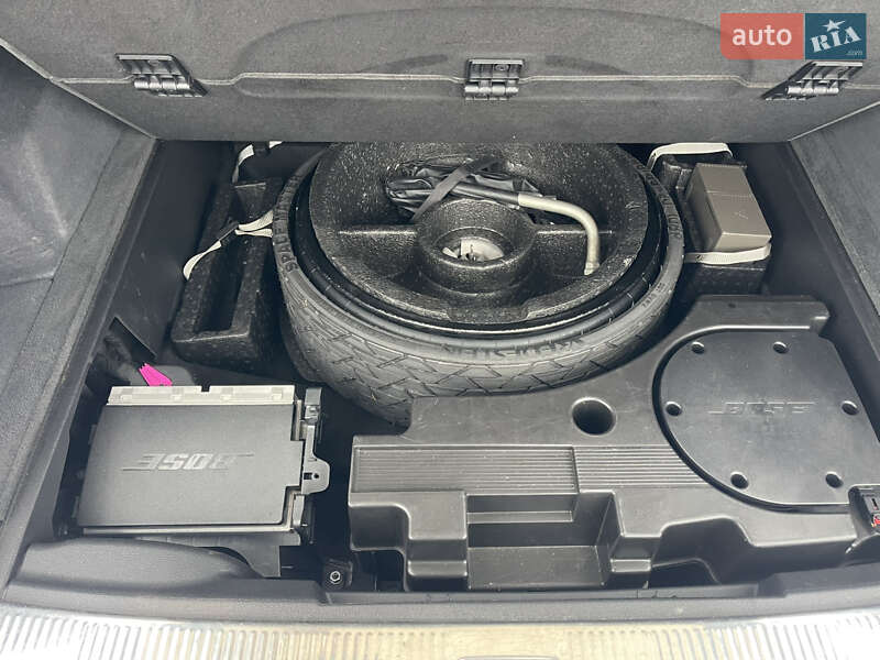 Внедорожник / Кроссовер Audi Q7 2015 в Киеве