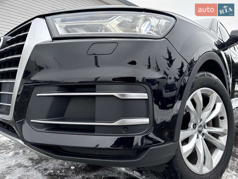 Внедорожник / Кроссовер Audi Q7 2016 в Ровно