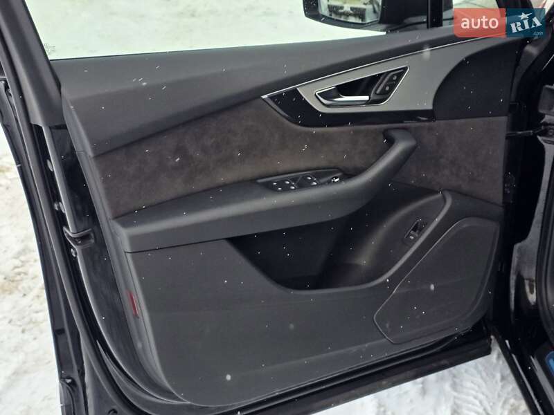 Позашляховик / Кросовер Audi Q7 2017 в Тернополі фото 21 Позашляховик / Кросовер Audi Q7 2017 в Тернополі