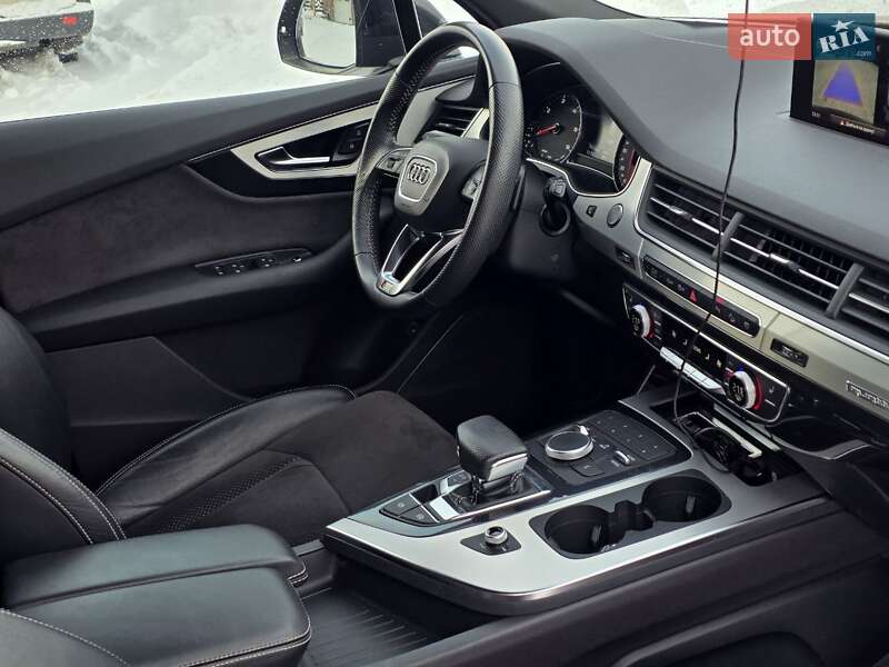 Позашляховик / Кросовер Audi Q7 2017 в Тернополі фото 40 Позашляховик / Кросовер Audi Q7 2017 в Тернополі
