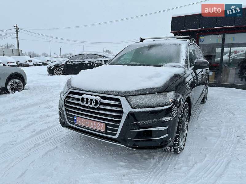 Внедорожник / Кроссовер Audi Q7 2017 в Львове