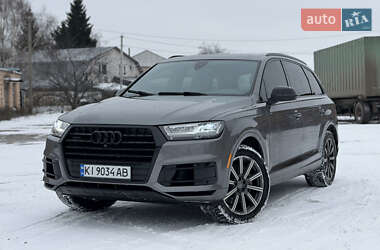 Внедорожник / Кроссовер Audi Q7 2016 в Лубнах