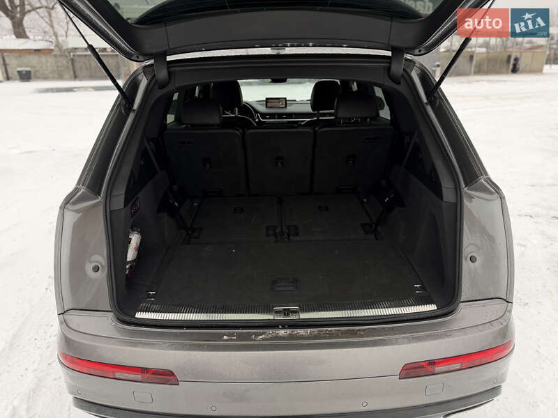 Внедорожник / Кроссовер Audi Q7 2016 в Лубнах фото 34 Внедорожник / Кроссовер Audi Q7 2016 в Лубнах