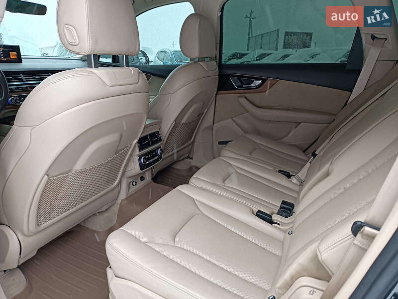 Внедорожник / Кроссовер Audi Q7 2018 в Львове