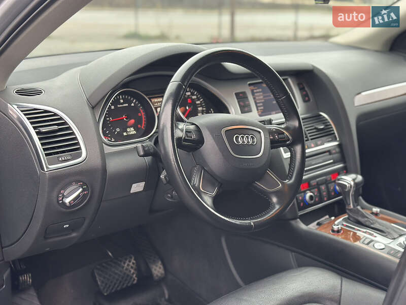 Внедорожник / Кроссовер Audi Q7 2013 в Тернополе