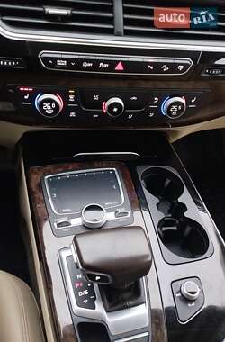 Внедорожник / Кроссовер Audi Q7 2016 в Тернополе