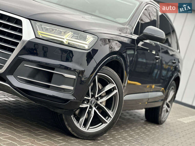 Внедорожник / Кроссовер Audi Q7 2017 в Ковеле