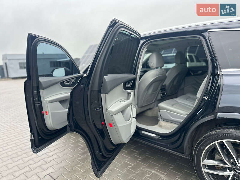 Внедорожник / Кроссовер Audi Q7 2017 в Ковеле