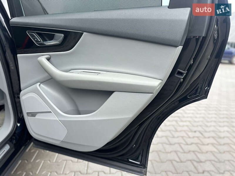 Внедорожник / Кроссовер Audi Q7 2017 в Ковеле