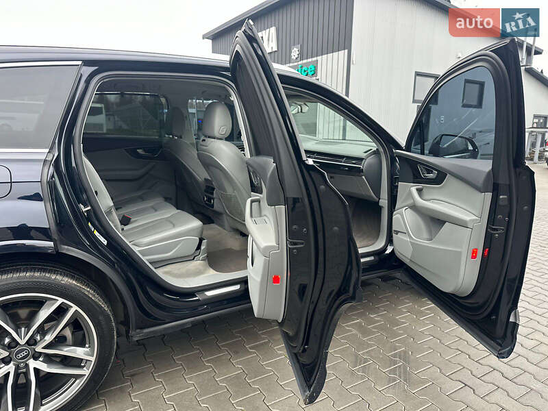 Внедорожник / Кроссовер Audi Q7 2017 в Ковеле