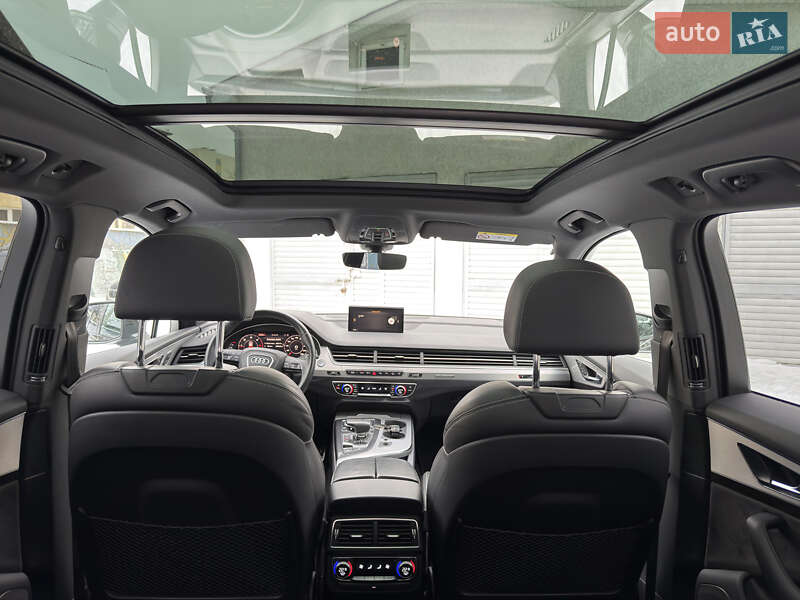 Внедорожник / Кроссовер Audi Q7 2018 в Луцке