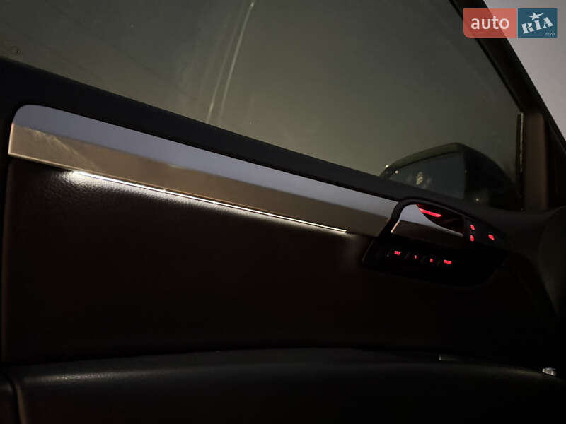 Внедорожник / Кроссовер Audi Q7 2013 в Дубно