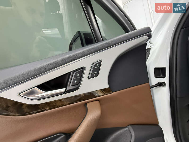 Внедорожник / Кроссовер Audi Q7 2018 в Трускавце