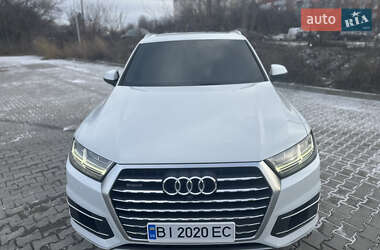 Внедорожник / Кроссовер Audi Q7 2017 в Полтаве
