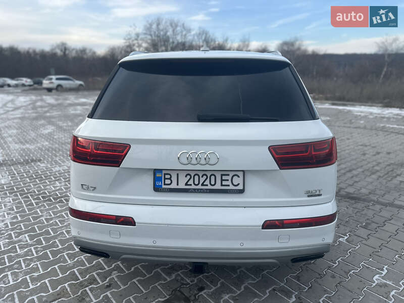 Внедорожник / Кроссовер Audi Q7 2017 в Полтаве