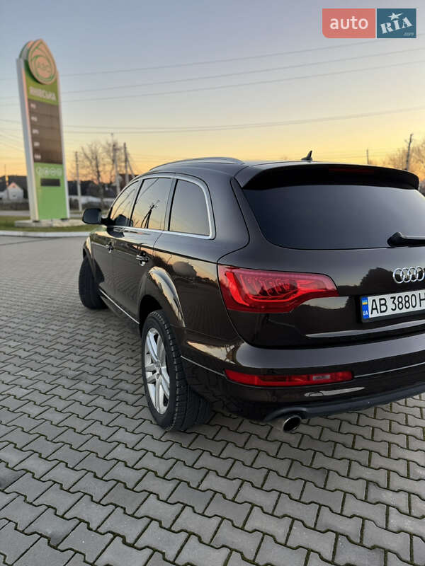 Внедорожник / Кроссовер Audi Q7 2010 в Калиновке