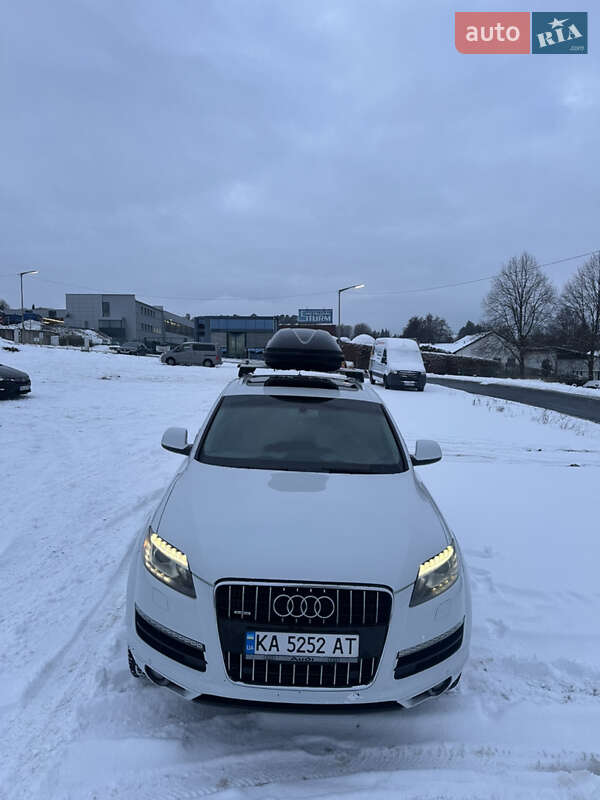 Внедорожник / Кроссовер Audi Q7 2014 в Крюковщине
